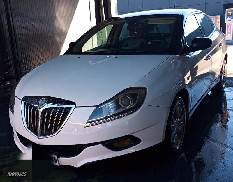 Usado Lancia Delta 150 CV (110 kW) 2009 Blanco Utilitario
