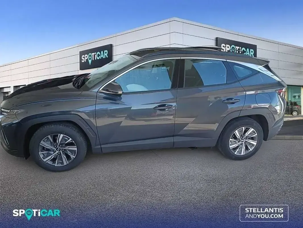Begagnad Hyundai Tucson 151 HK (111 kW) 2023 Grå SUV