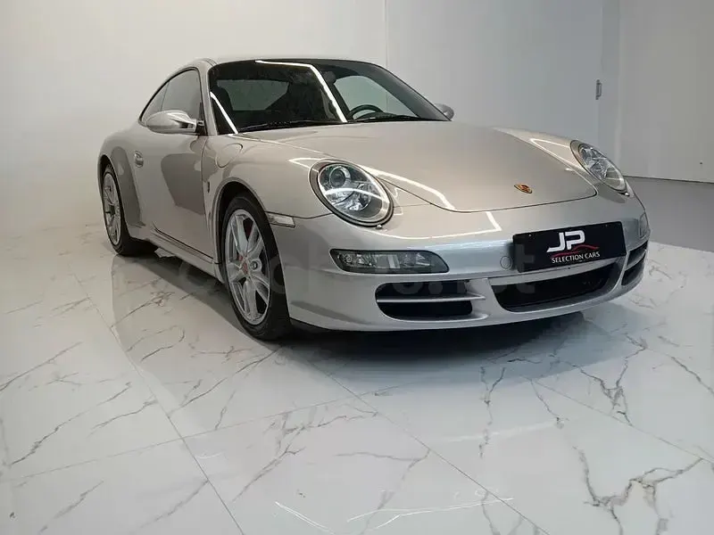 Usado Porsche 911 Carrera S 355 CV (261 kW) 2004 Gris / plata Coupe