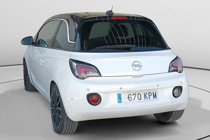 Usado Opel Adam Glam 101 CV (74 kW) 2018 Utilitario