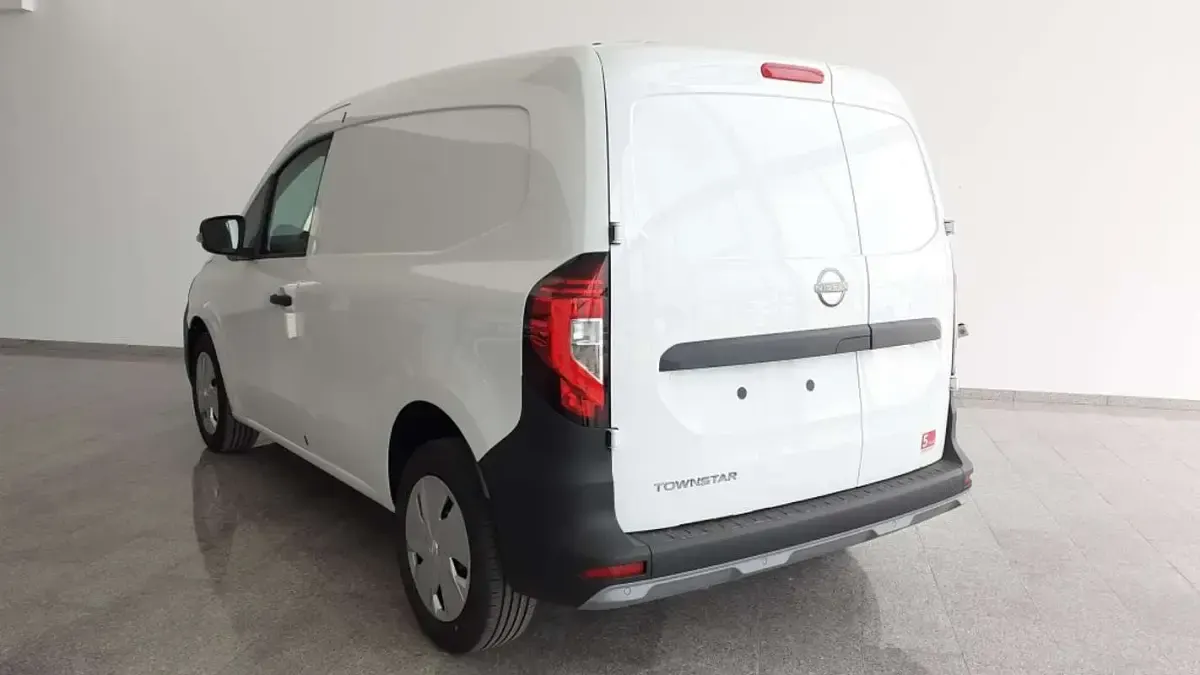 Usado Nissan Townstar 131 CV (96 kW) 2024 Blanco Van
