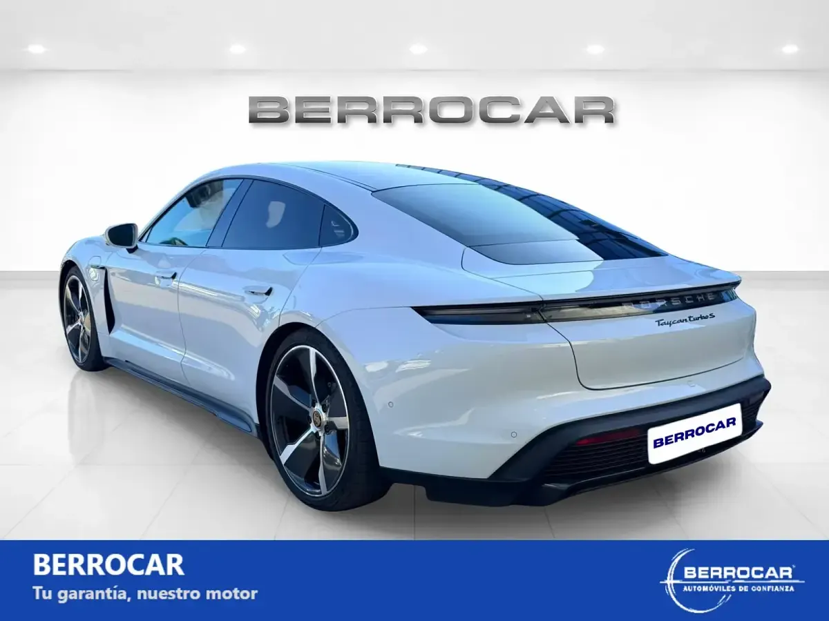 Usado Porsche Taycan Turbo S 559 kW (761 CV) 2020 Blanco Berlina