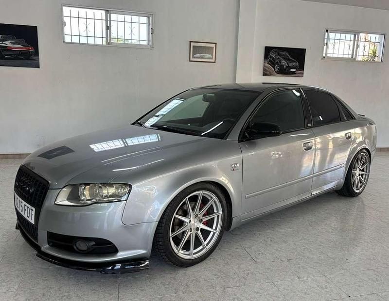 Usado Audi A4 140 CV (102 kW) 2006 Gris Berlina