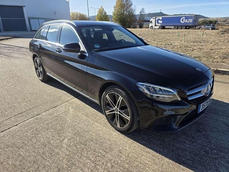 Usado Mercedes C300e 306 CV (225 kW) 2020 Negro Familiar