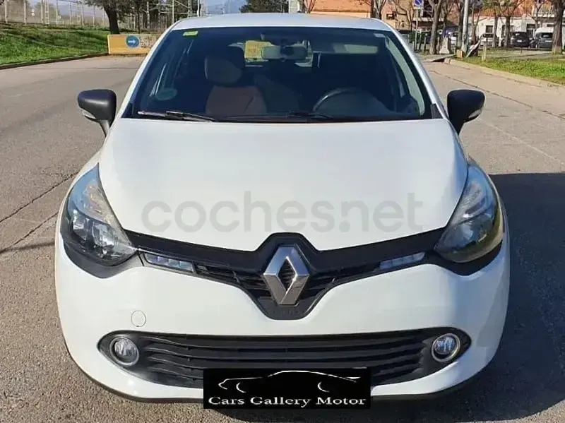 Usado Renault Clio IV Expression 75 CV (55 kW) 2014 Blanco Berlina