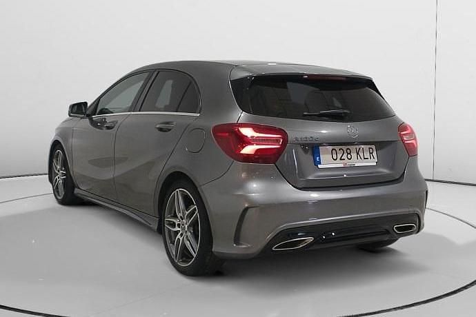 Usado Mercedes A180 Style 109 CV (80 kW) 2018