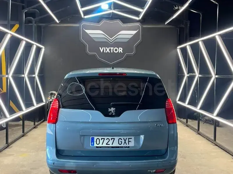 Usado Peugeot 5008 Premium 120 CV (88 kW) 2010 Azul Monovolumen