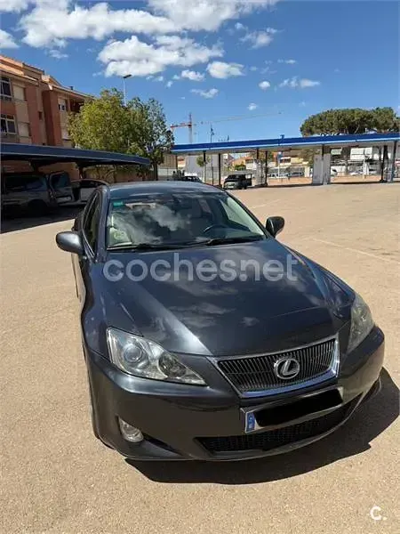 Usado Lexus IS220d Sport Line 177 CV (130 kW) 2008 Negro Berlina