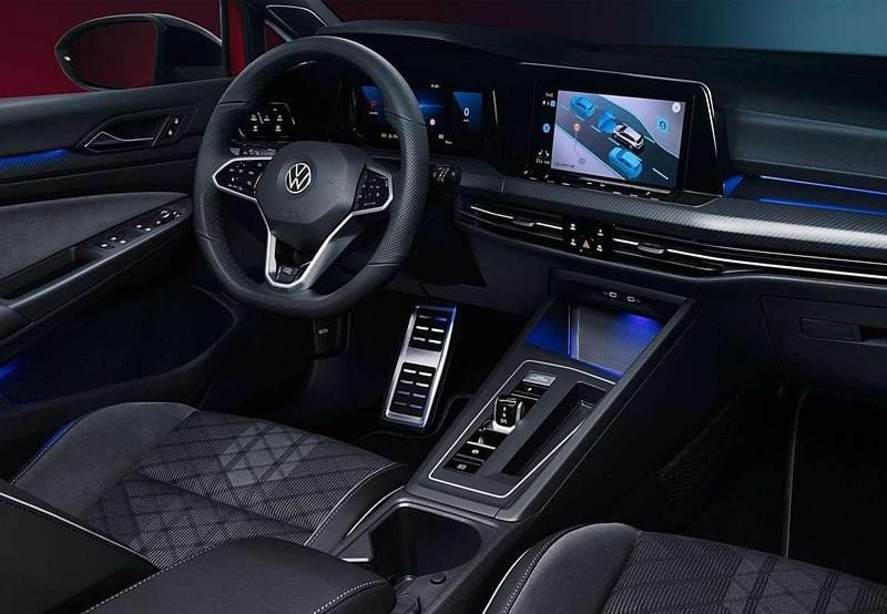 Usado VW Golf VIII Life 116 CV (85 kW) 2021 Negro Familiar