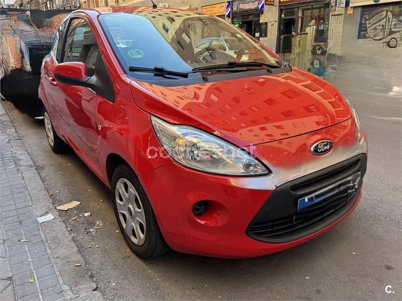 Usado Ford Ka 69 CV (50 kW) 2014 Rojo Berlina