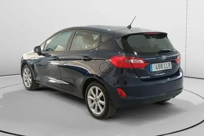 Usado Ford Fiesta Trend 75 CV (55 kW) 2020 Azul Utilitario