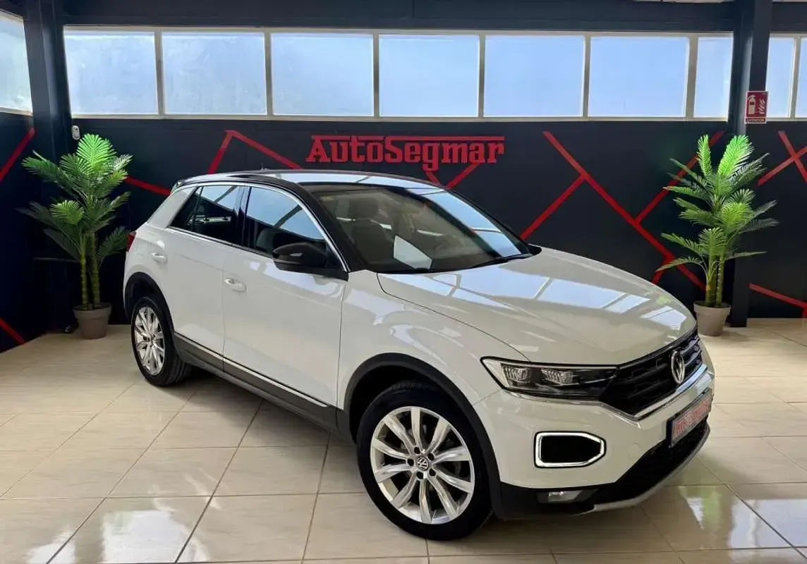 Usado VW T-Roc Advance 116 CV (85 kW) 2020 Blanco SUV
