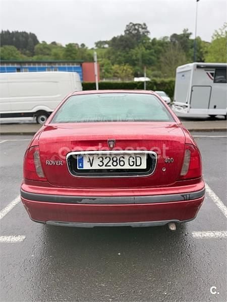 Usado Rover 400 105 CV (77 kW) 1998 Granate Berlina