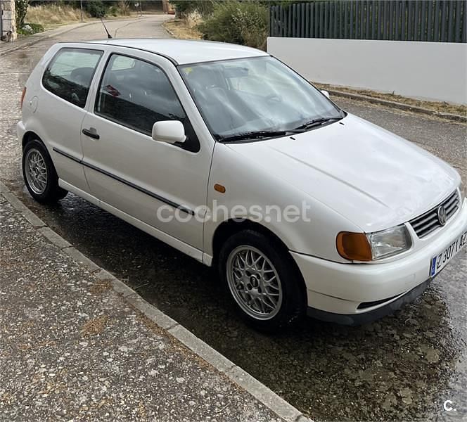 Usado VW Polo Sport 75 CV (55 kW) 1995 Blanco Berlina