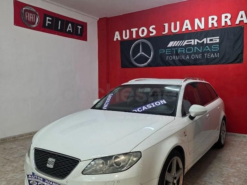 Usado Seat Exeo Sport 210 CV (154 kW) 2012 Blanco Familiar