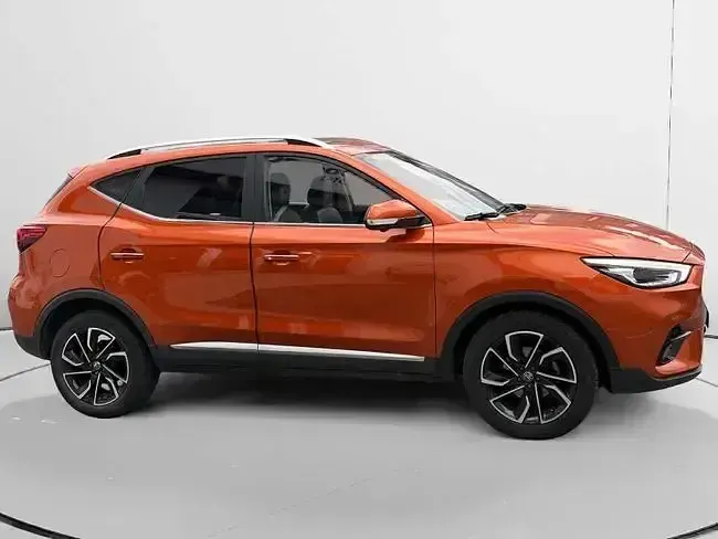Usado MG ZS Luxury 106 CV (77 kW) 2022 Blanco SUV