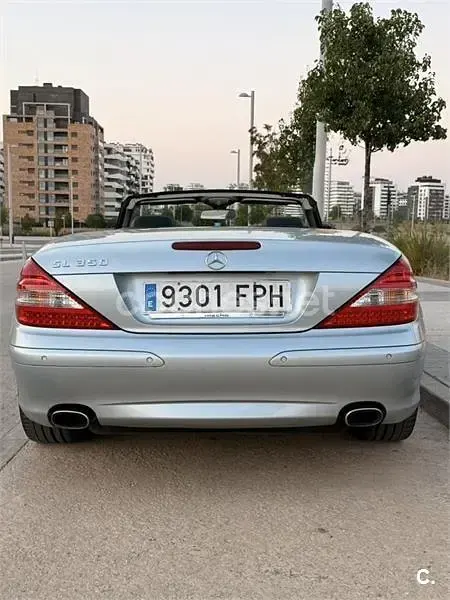 Usado Mercedes SL350 245 CV (180 kW) 2007 Gris / plata Descapotable