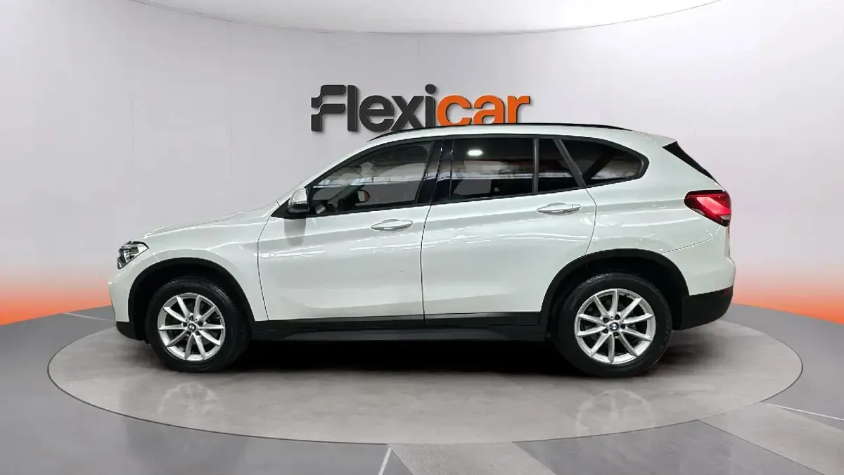 Usado BMW X1 150 CV (110 kW) 2022 Blanco SUV
