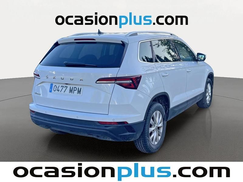 Usado Skoda Karoq Selection 116 CV (85 kW) 2024 Blanco SUV