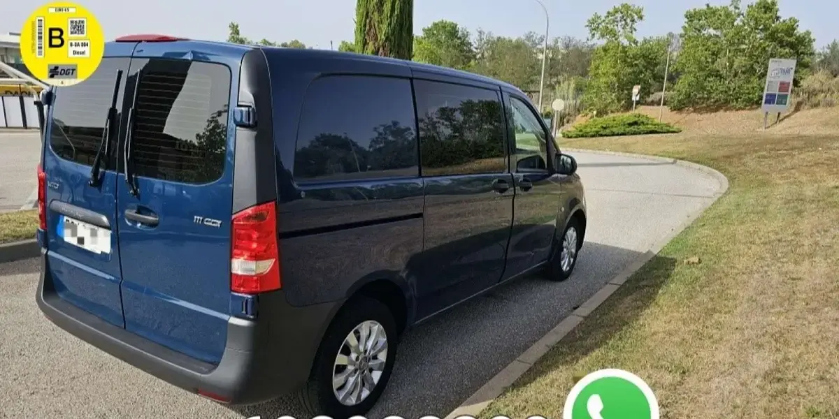 Usado Mercedes Vito 114 CV (83 kW) 2015 Azul Van