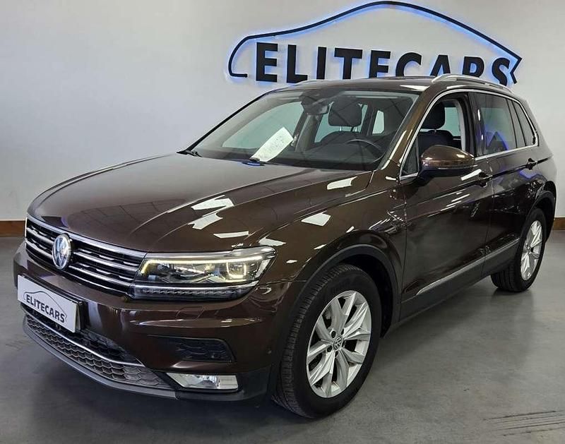 Usado VW Tiguan Sportline 150 CV (110 kW) 2017 Marrón SUV