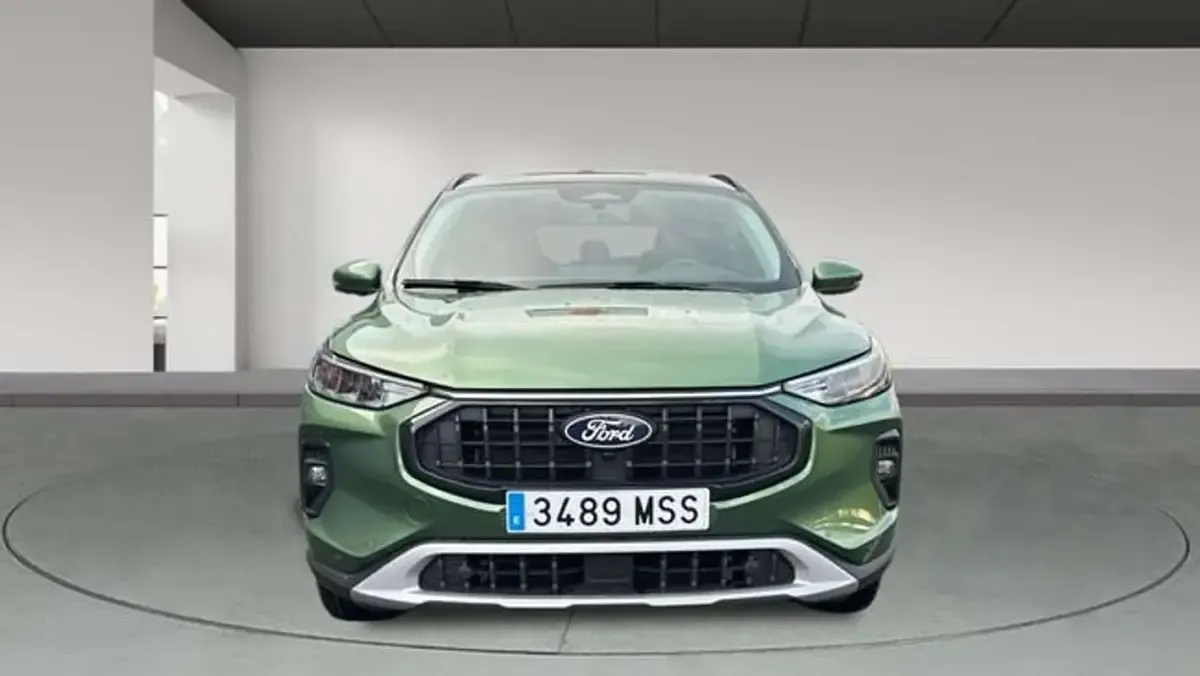 Usado Ford Kuga Active 243 CV (178 kW) 2024 Verde SUV