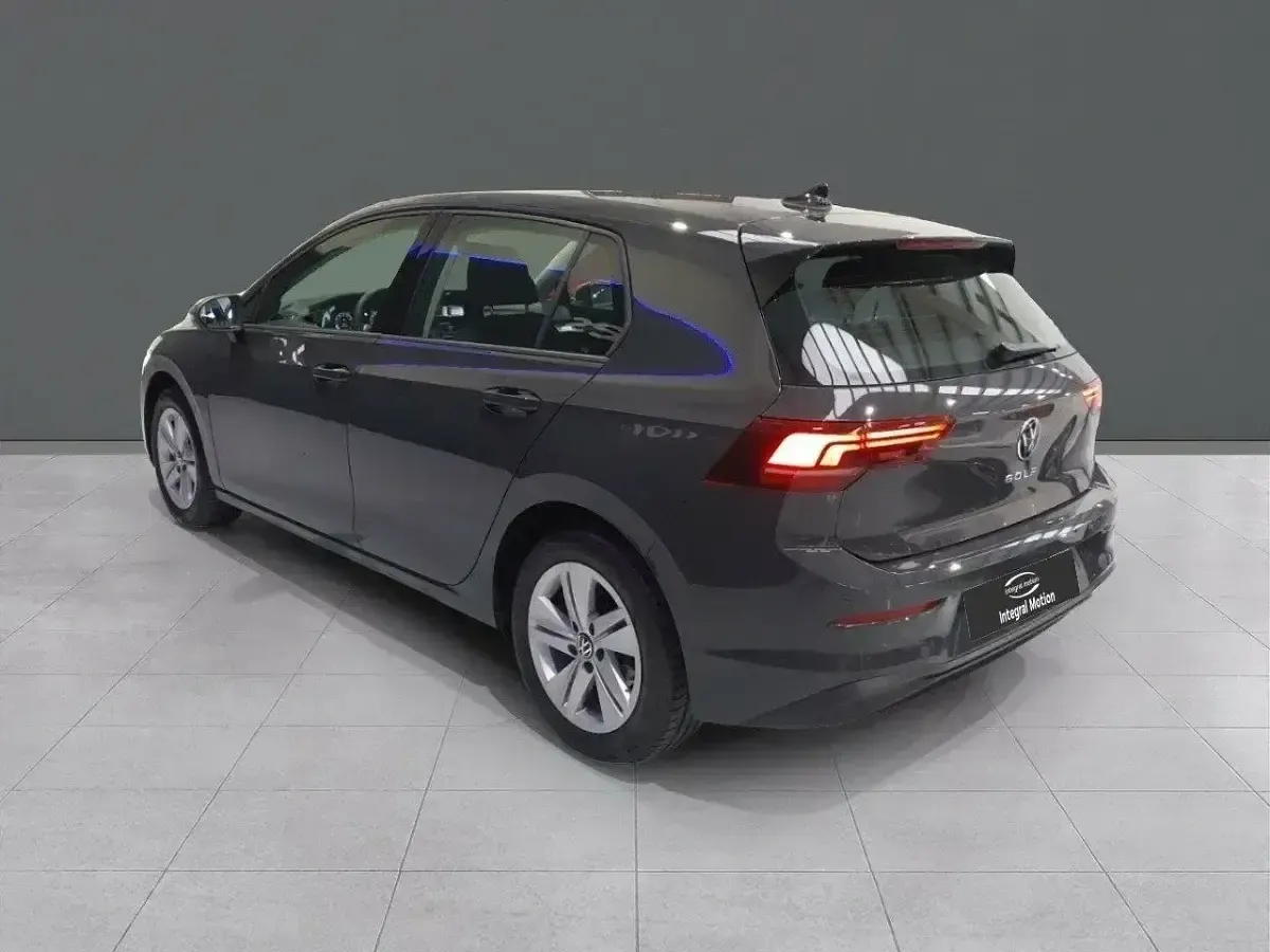 Usado VW Golf VIII 115 CV (84 kW) 2024 Negro