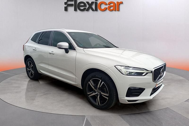 Blanco Usado 2019 Volvo XC60 R-Design SUV | 23.790 € (Precio justo) - Imagen 1/4