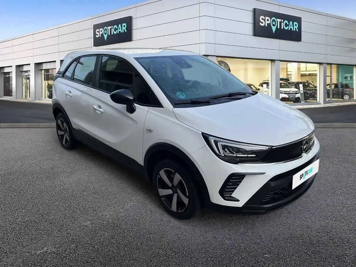 Usado Opel Crossland Edition 111 CV (81 kW) 2022 Blanco SUV