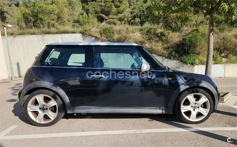 Usado Mini One D 75 CV (55 kW) 2006 Negro Utilitario
