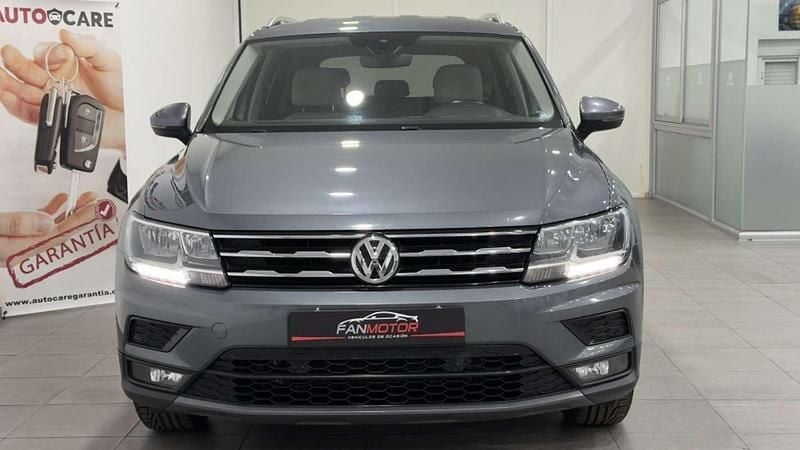 Usado VW Tiguan Allspace 150 CV (110 kW) 2021 Gris SUV