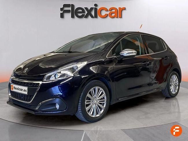 Usado Peugeot 208 Allure 110 CV (80 kW) 2018 Negro Utilitario