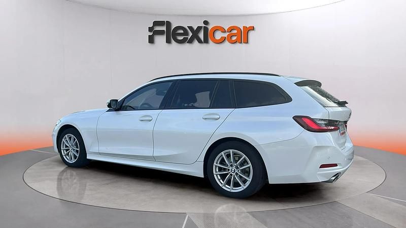 Usado BMW 320e 190 CV (139 kW) 2020 Blanco Familiar