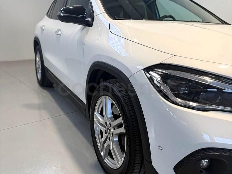 Usado Mercedes GLA220 190 CV (139 kW) 2020 Blanco SUV