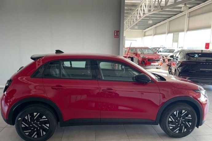 Nuevo Fiat 600 Red 114 kW (156 CV) 2025