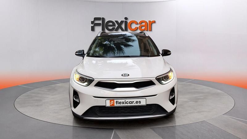 Usado Kia Stonic 120 HP (88 kW) 2019 Branco SUV