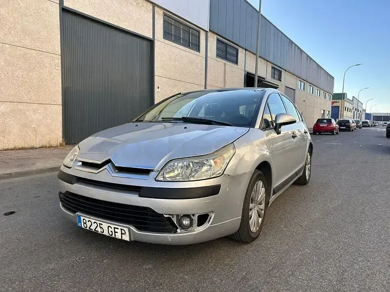Usado Citroën C4 110 CV (80 kW) 2009 Gris / plata Berlina