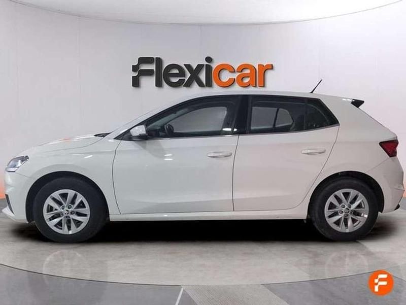 Usado Skoda Fabia Ambition 95 CV (69 kW) 2023 Blanco Utilitario