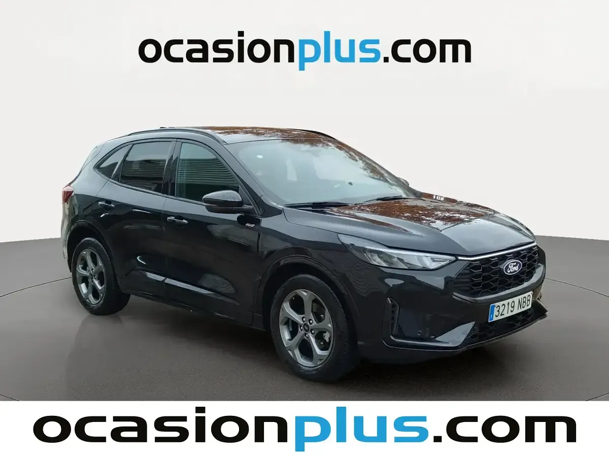 Usado Ford Kuga ST-Line 150 CV (110 kW) 2025 Negro SUV