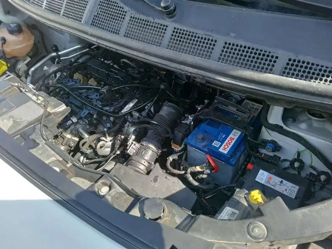 Usado Peugeot Expert S 120 CV (88 kW) 2021 Blanco Van