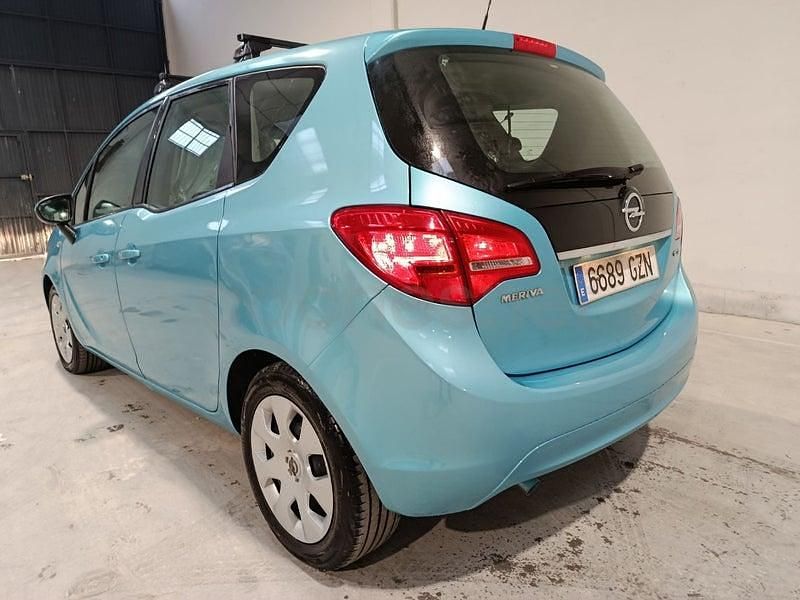 Usado Opel Meriva Enjoy 110 CV (80 kW) 2010 Verde Monovolumen