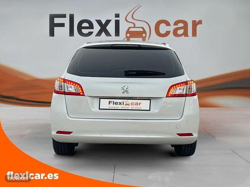 Usado Peugeot 508 SW Allure 150 CV (110 kW) 2016 Blanco Familiar