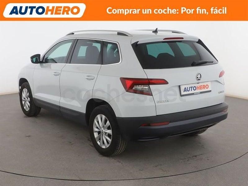 Usado Skoda Karoq Ambition 115 CV (84 kW) 2018 Blanco SUV