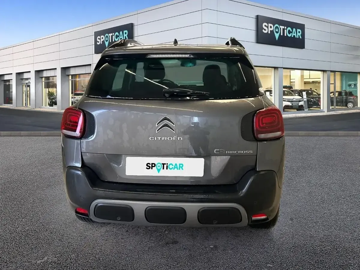 Usado Citroën C3 Aircross PureTech 110 CV (80 kW) 2024 Gris SUV