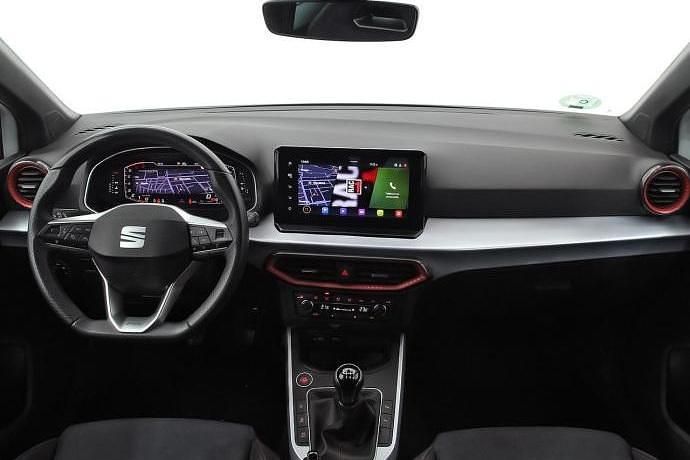 Usado Seat Arona FR 115 CV (84 kW) 2025 SUV