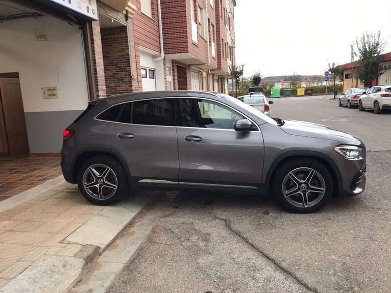 Usado Mercedes GLA220 190 CV (139 kW) 2023 Gris SUV