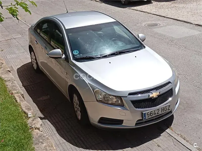 Usado Chevrolet Cruze LT 124 CV (91 kW) 2011 Blanco Berlina