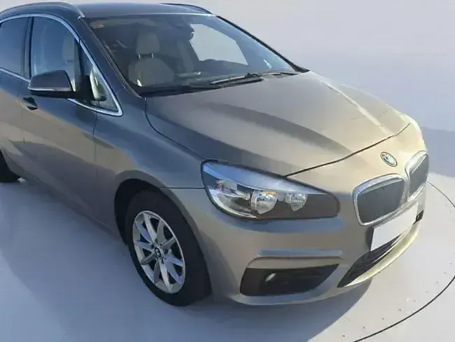 Usado BMW 218 136 CV (100 kW) 2015 Gris Monovolumen