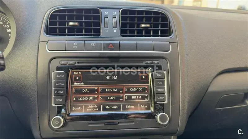Usado VW Polo Advance 75 CV (55 kW) 2012 Blanco Utilitario