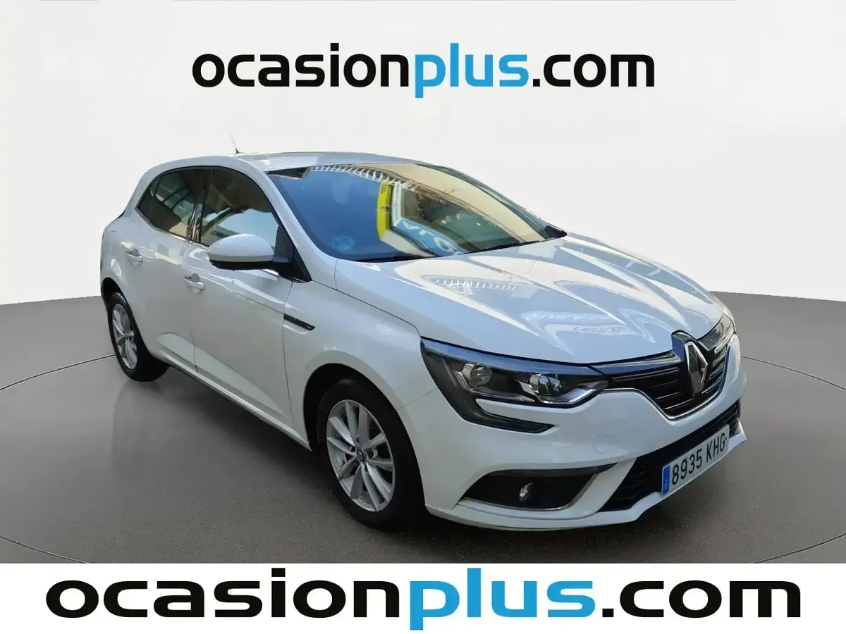 Usado Renault Mégane IV 130 CV (95 kW) 2018 Blanco Berlina